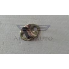 MB537399 KİLİT KARŞILIĞI ARKA BAGAJ İÇ L300 / H100 99-
